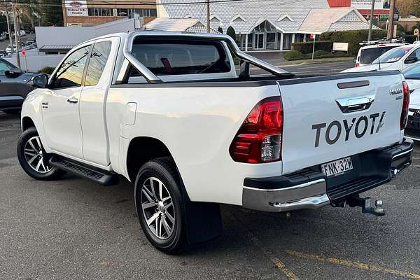 2018 Toyota Hilux SR5 GUN126R 4X4