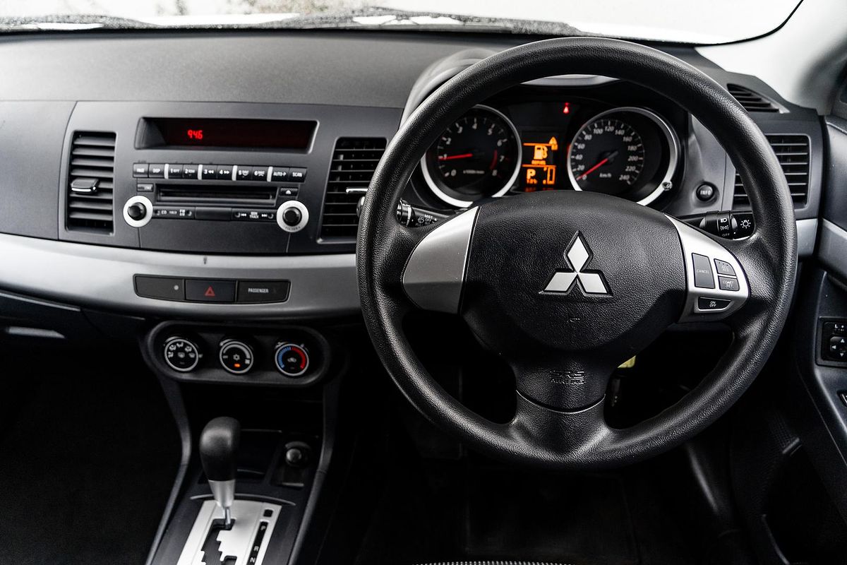 2011 Mitsubishi Lancer ES CJ