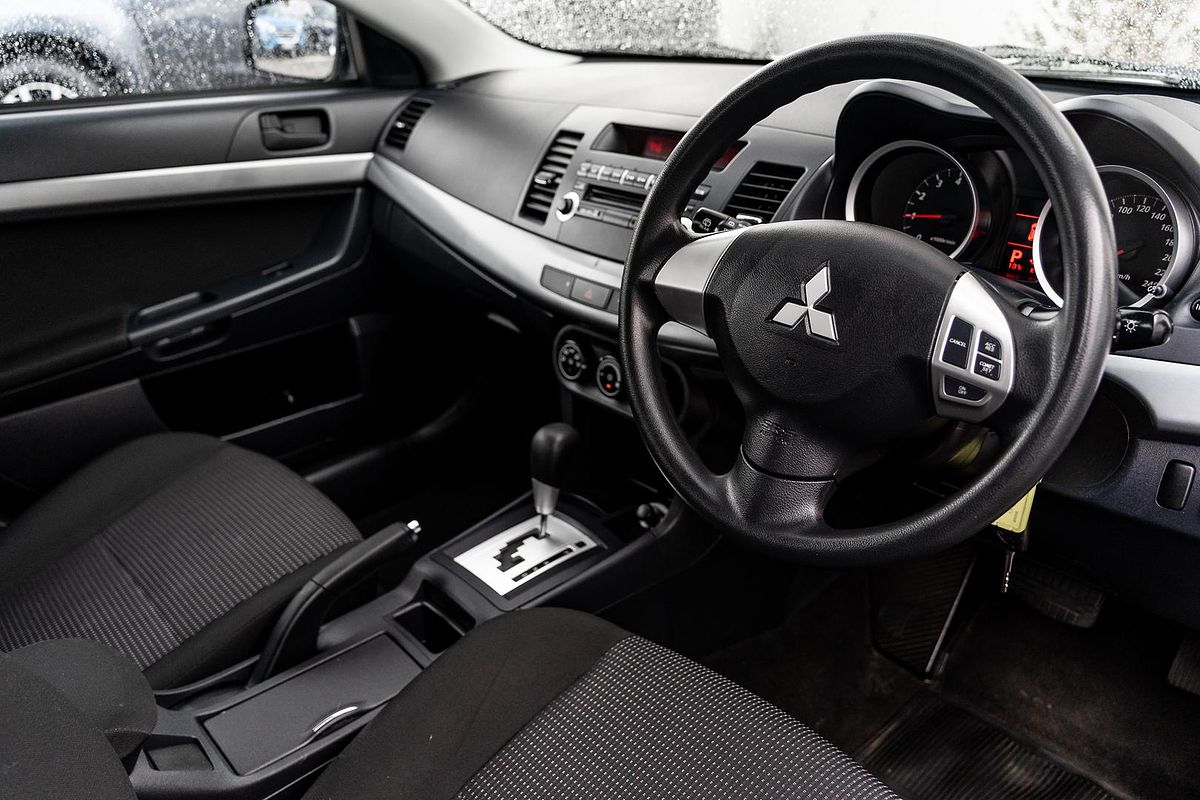 2011 Mitsubishi Lancer ES CJ