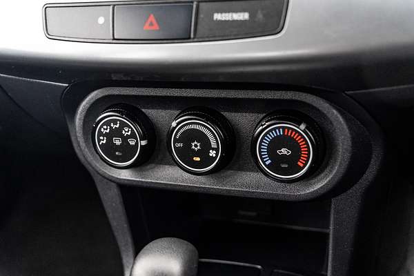 2011 Mitsubishi Lancer ES CJ