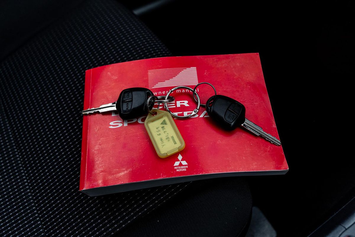 2011 Mitsubishi Lancer ES CJ