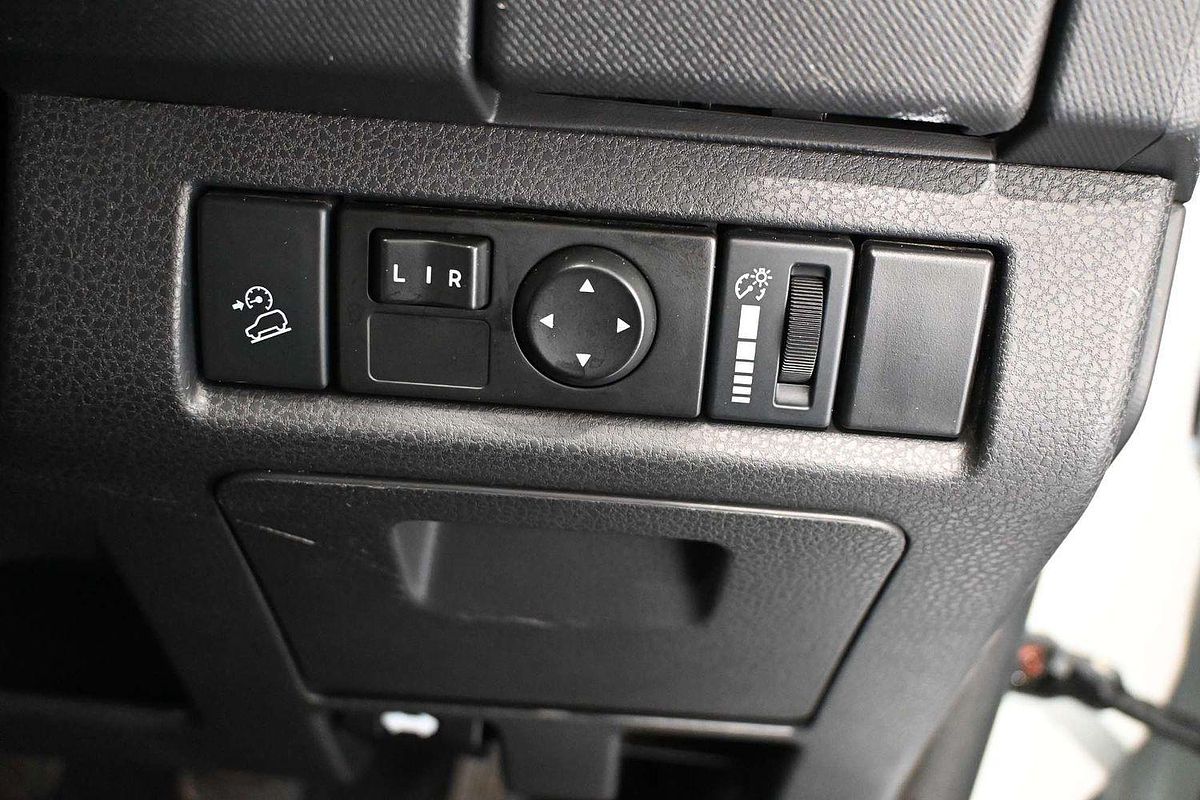 2019 Isuzu D-MAX SX 4X4
