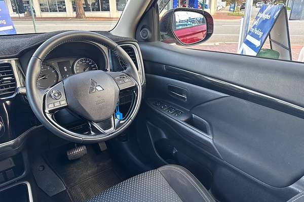 2019 Mitsubishi Outlander ES ZL