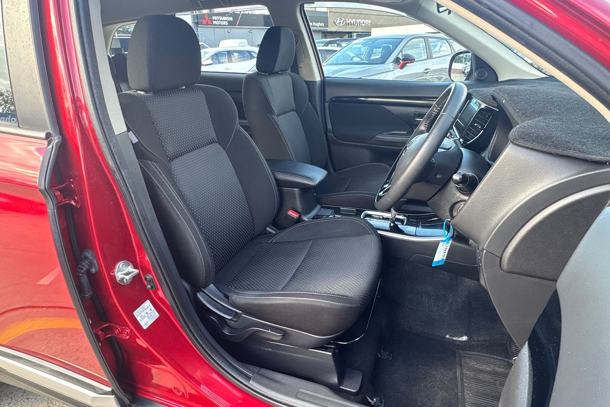 2019 Mitsubishi Outlander ES ZL