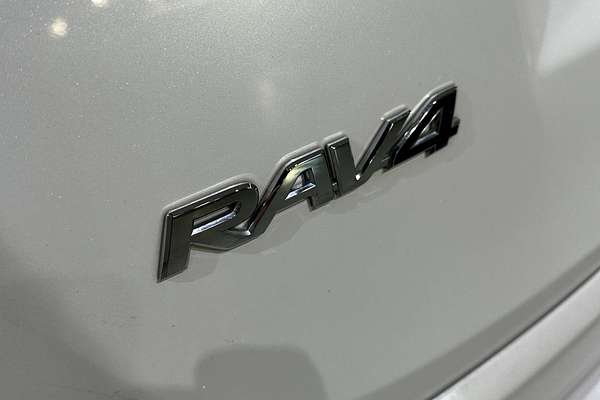 2016 Toyota RAV4 GXL ZSA42R