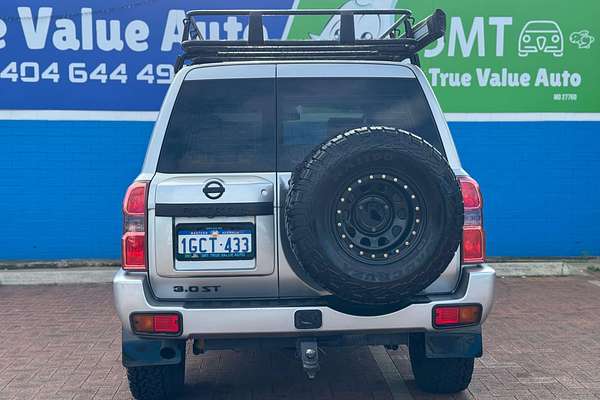 2013 Nissan Patrol ST Y61