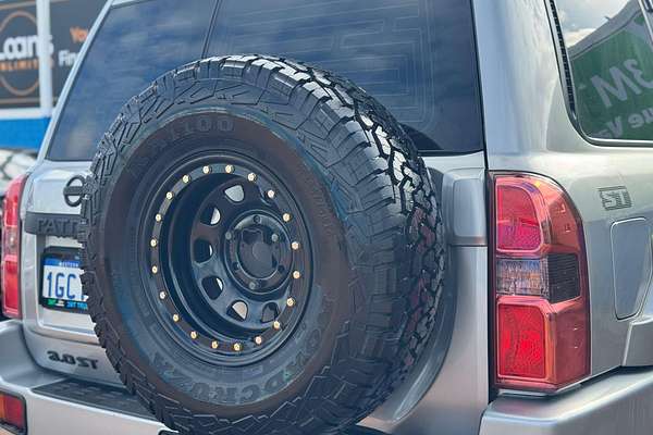 2013 Nissan Patrol ST Y61