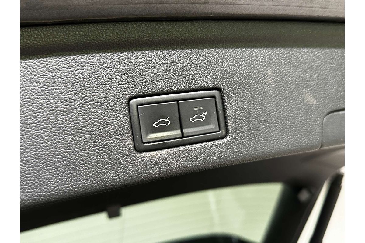 2020 Volkswagen Touareg 190TDI Premium CR
