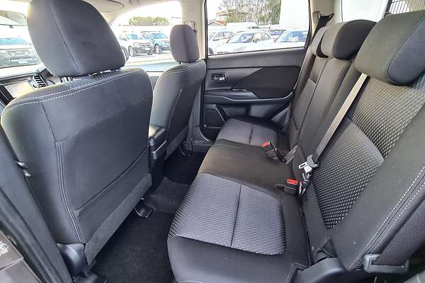 2016 Mitsubishi Outlander LS ZK