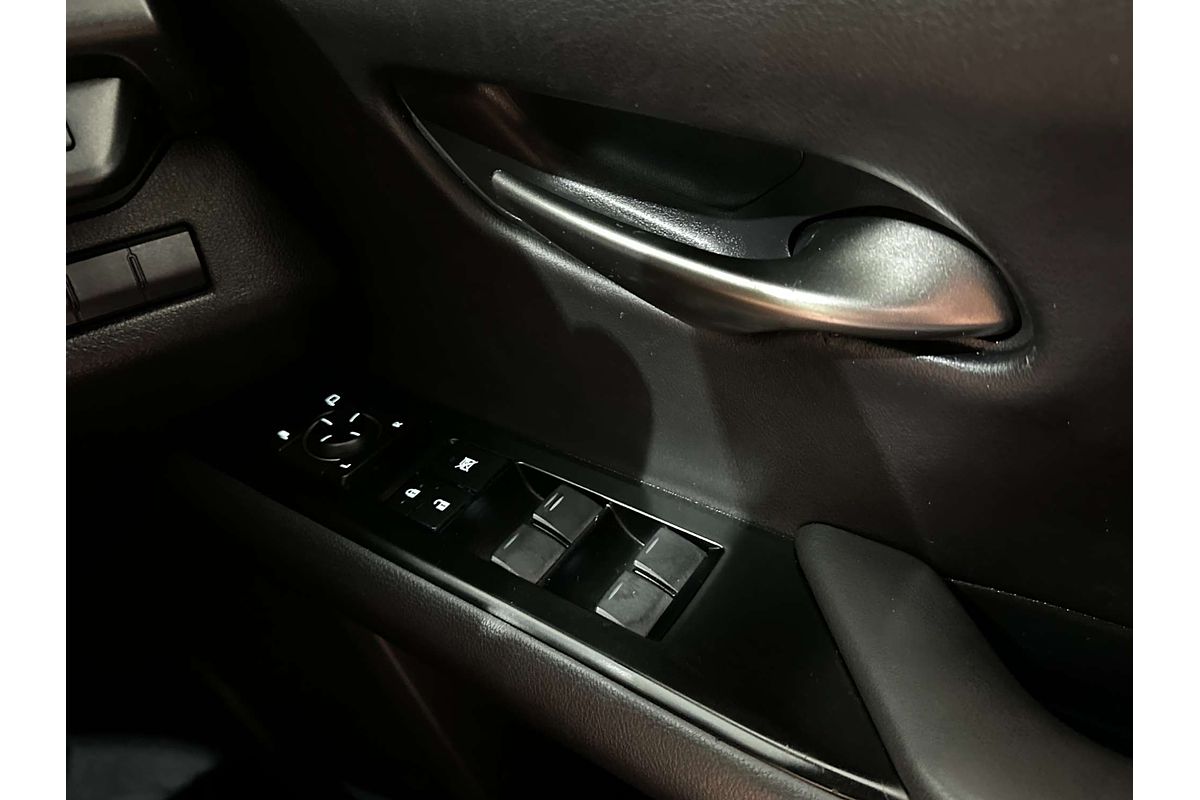2020 Lexus UX UX250h Luxury MZAH10R