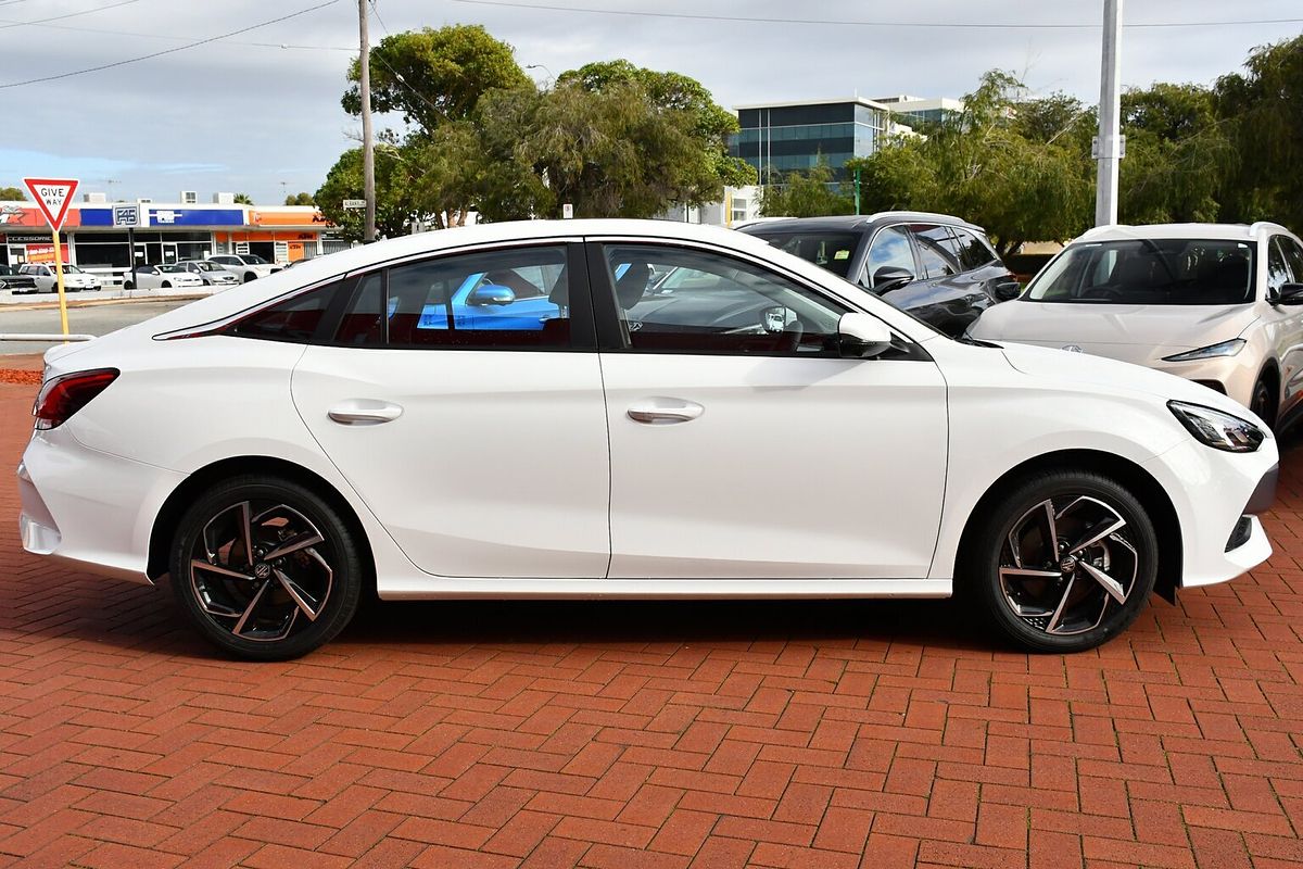 2024 MG MG5 Essence
