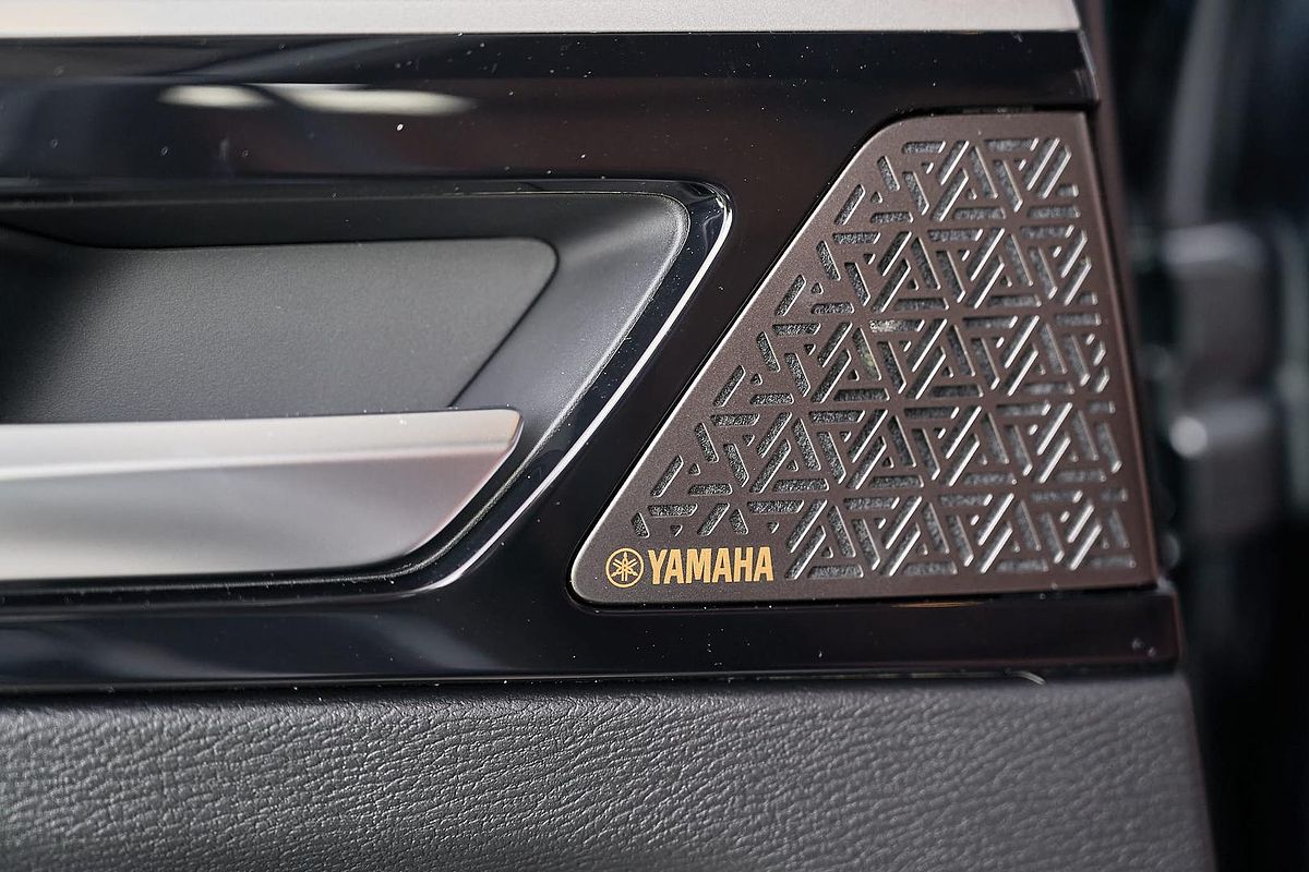 2025 Mitsubishi Outlander Exceed Tourer ZM