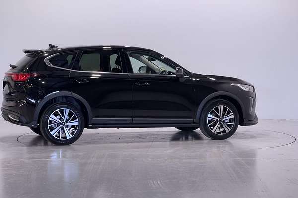 2025 GWM Haval Jolion Lux Hybrid A02