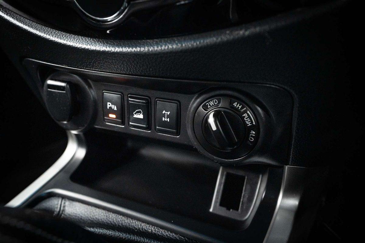 2016 Nissan Navara ST-X D23 4X4