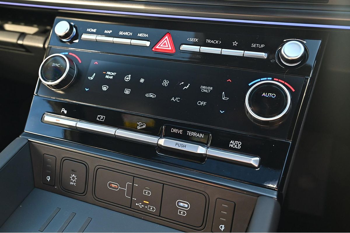 2024 Hyundai Santa Fe Hybrid Calligraphy MX5.V1