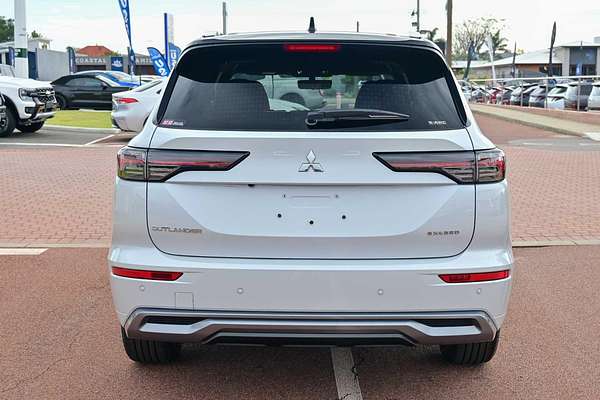 2025 Mitsubishi Outlander Exceed Tourer ZM