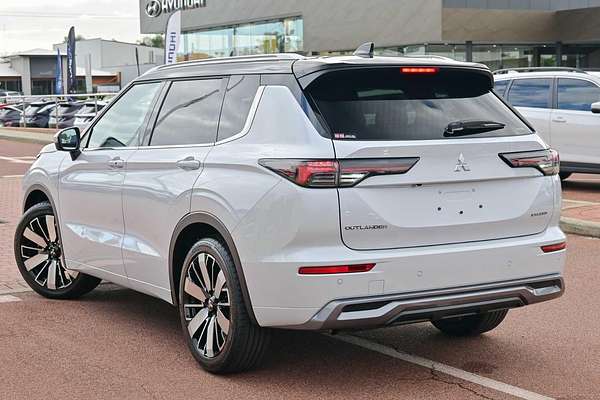 2025 Mitsubishi Outlander Exceed Tourer ZM
