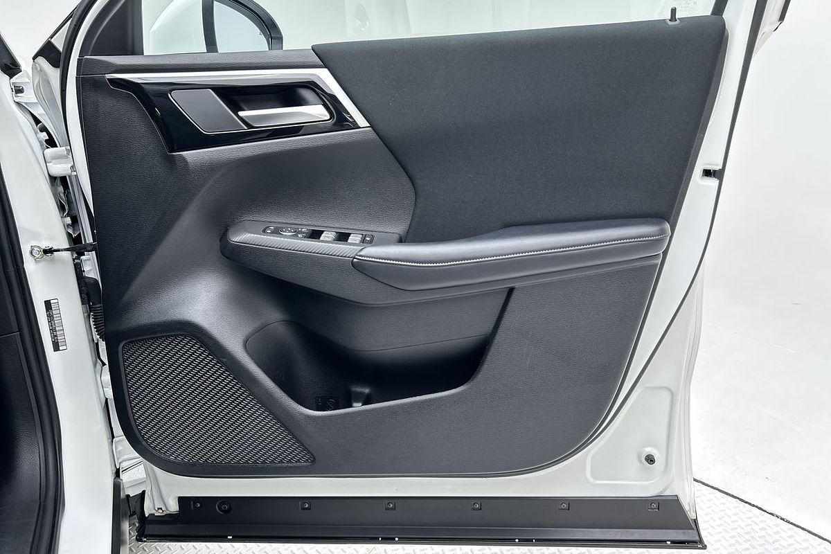 2024 Mitsubishi Outlander ES ZM