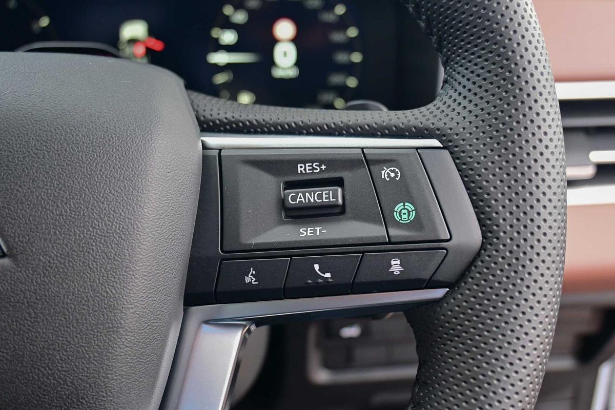 2025 Mitsubishi Outlander Exceed Tourer ZM