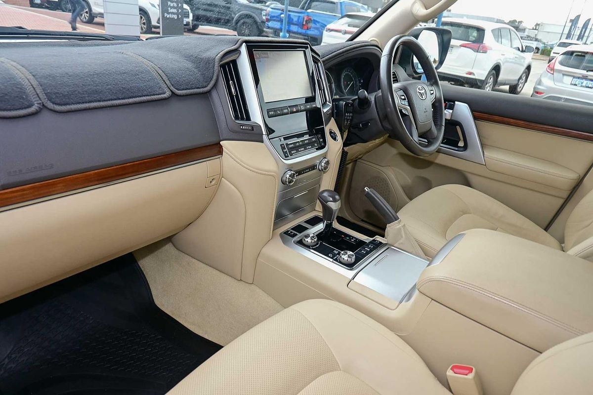2016 Toyota Landcruiser VX VDJ200R