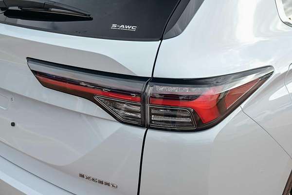 2025 Mitsubishi Outlander Exceed Tourer ZM