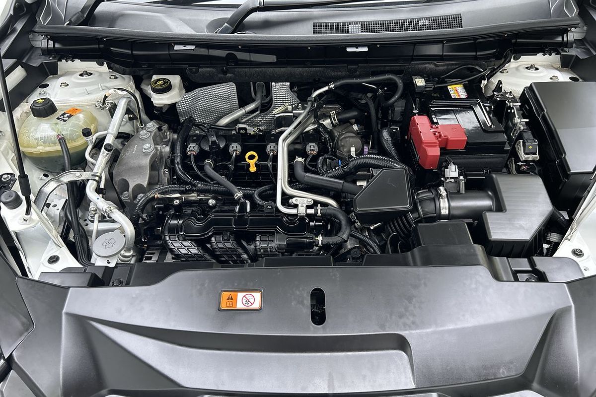 2024 Mitsubishi Outlander LS ZM