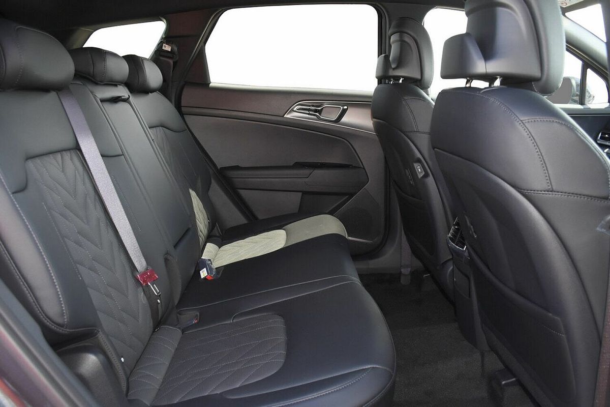 2025 Kia Sportage SX+ NQ5