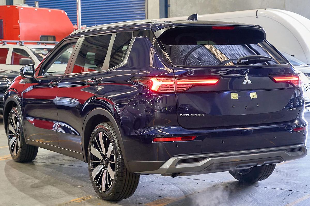 2025 Mitsubishi Outlander Aspire ZM