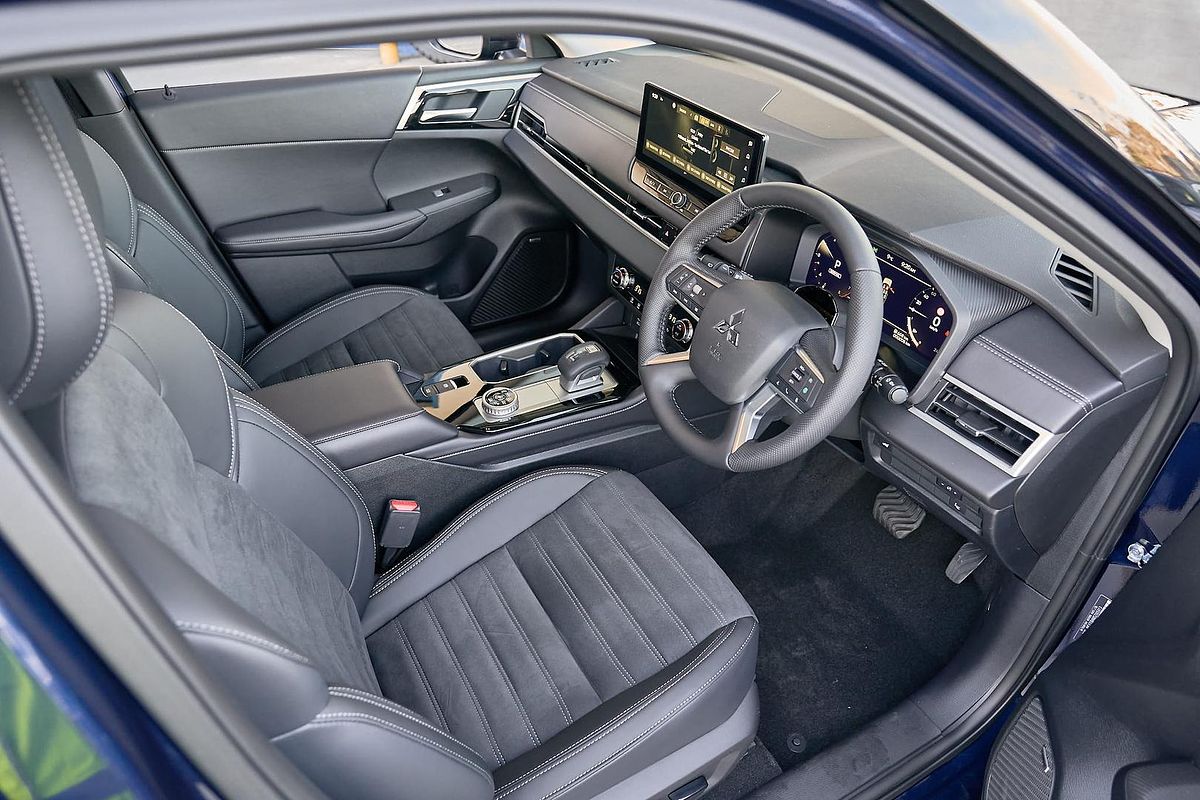 2025 Mitsubishi Outlander Aspire ZM