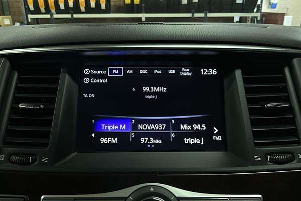 2018 INFINITI QX80 S Premium Z62