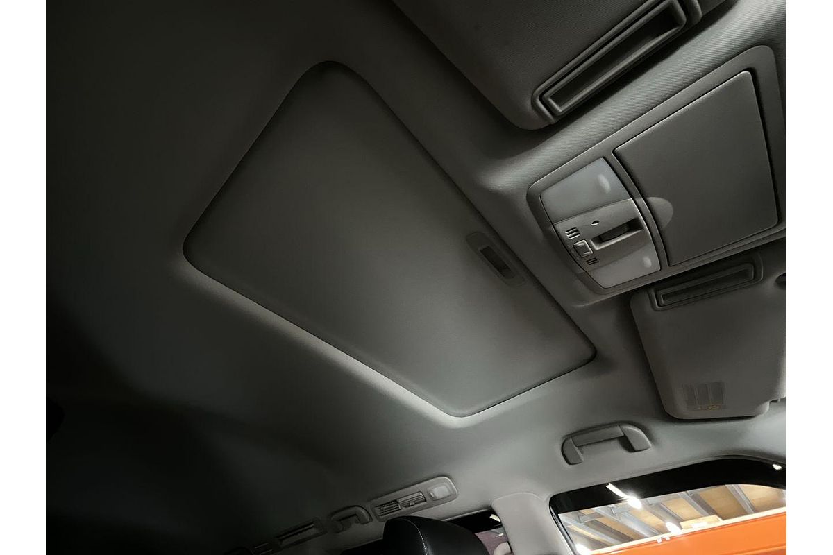 2018 INFINITI QX80 S Premium Z62