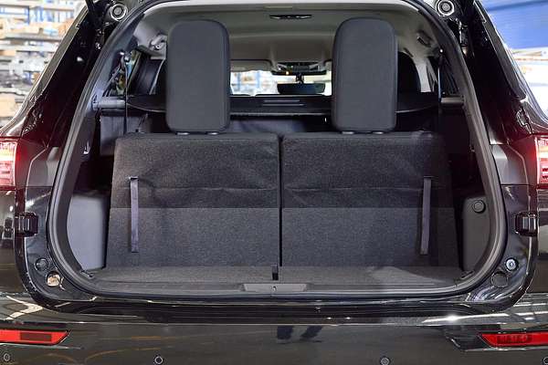 2025 Mitsubishi Outlander LS ZM