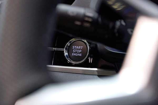2025 Mitsubishi Outlander LS ZM