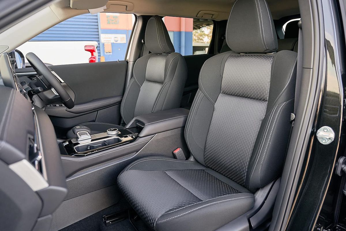 2025 Mitsubishi Outlander LS ZM
