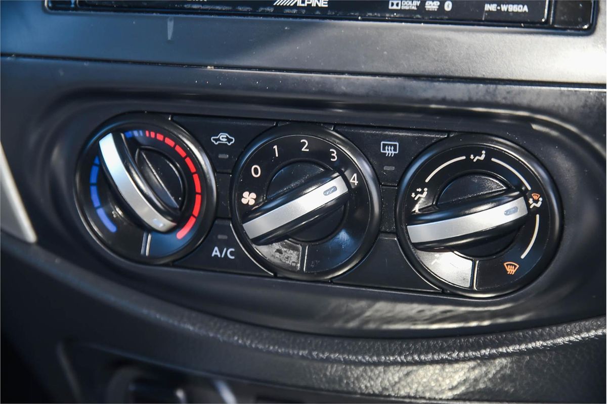 2016 Nissan Navara RX D23 4X4