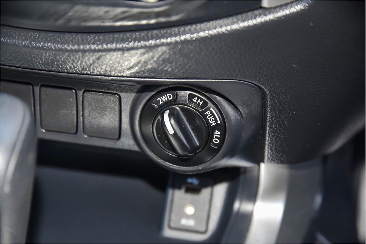 2016 Nissan Navara RX D23 4X4