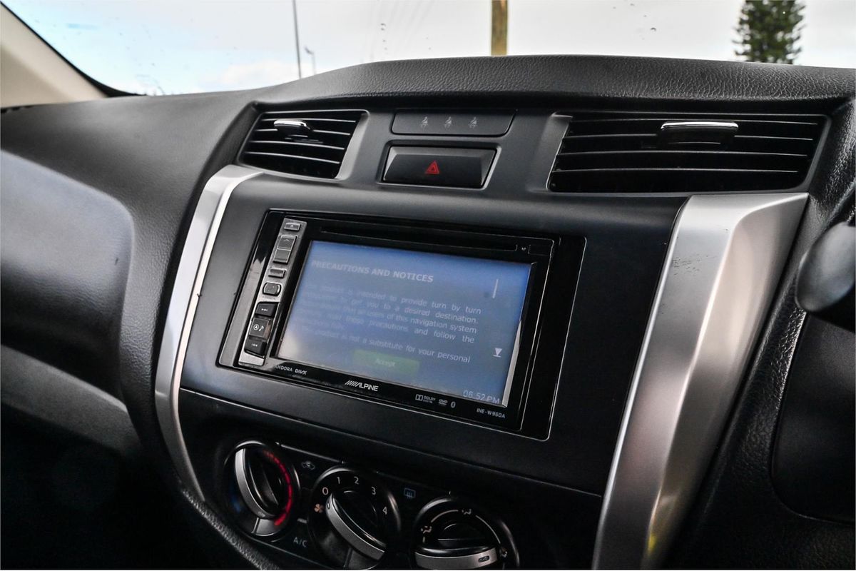2016 Nissan Navara RX D23 4X4