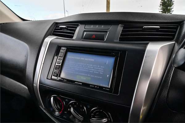 2016 Nissan Navara RX D23 4X4