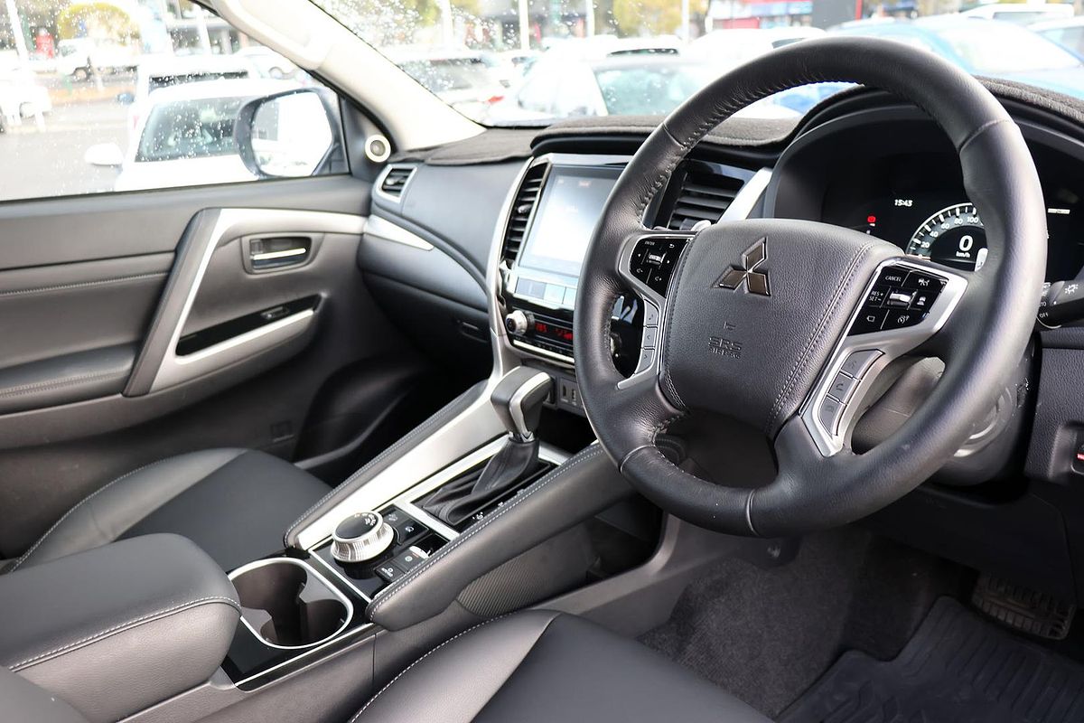 2023 Mitsubishi Pajero Sport GSR QF