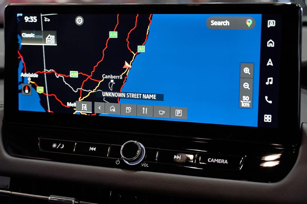 2025 Mitsubishi Outlander LS ZM