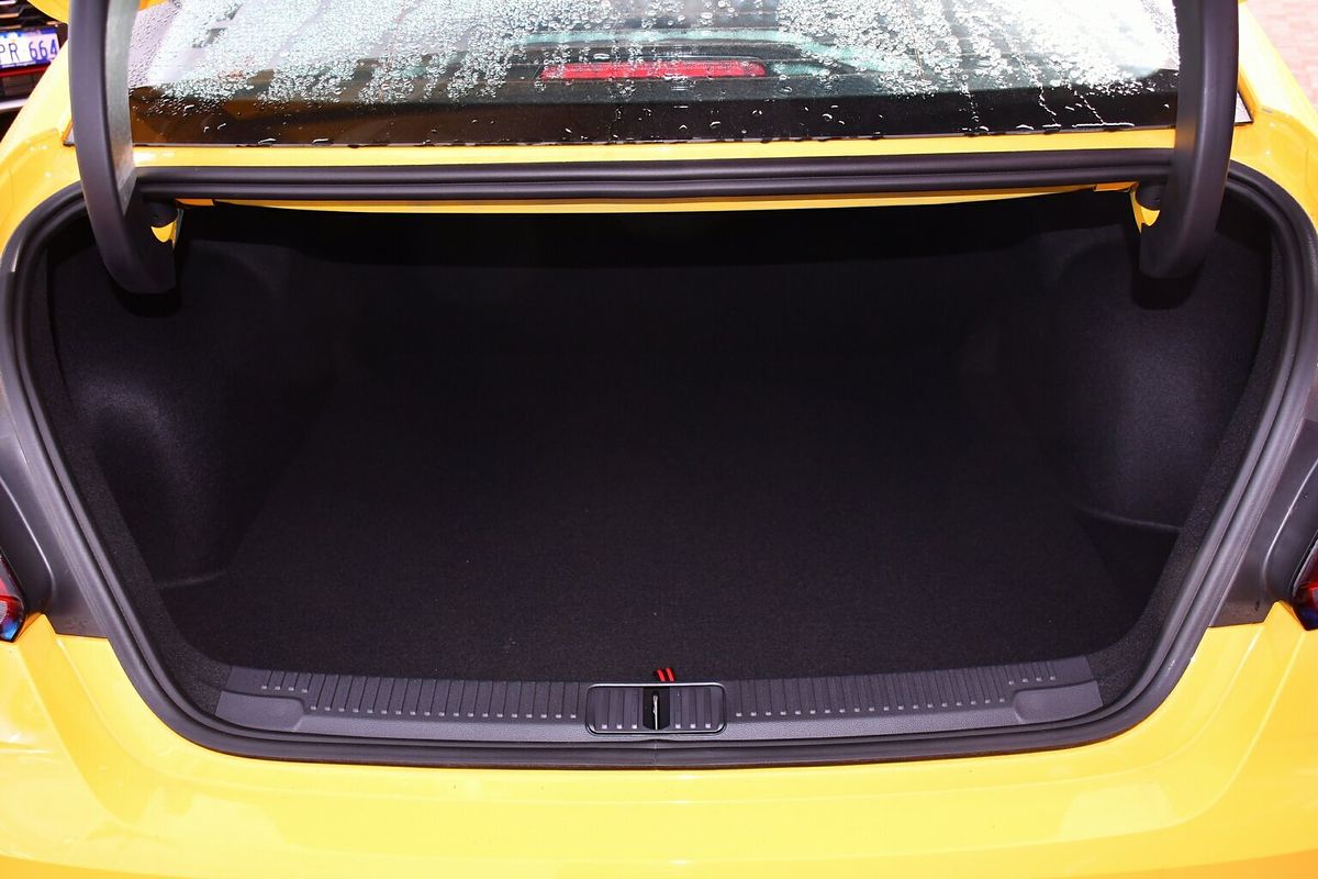 2024 MG MG5 Essence