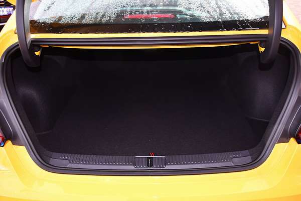 2024 MG MG5 Essence