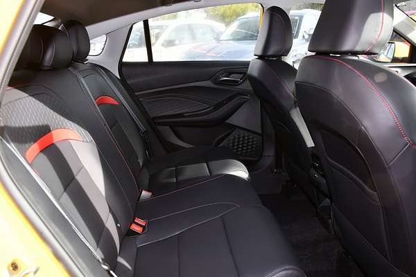 2024 MG MG5 Essence