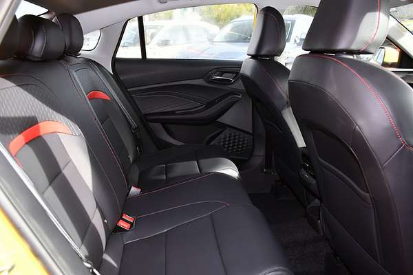 2024 MG MG5 Essence