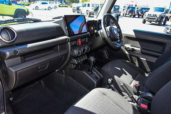 2025 Suzuki Jimny