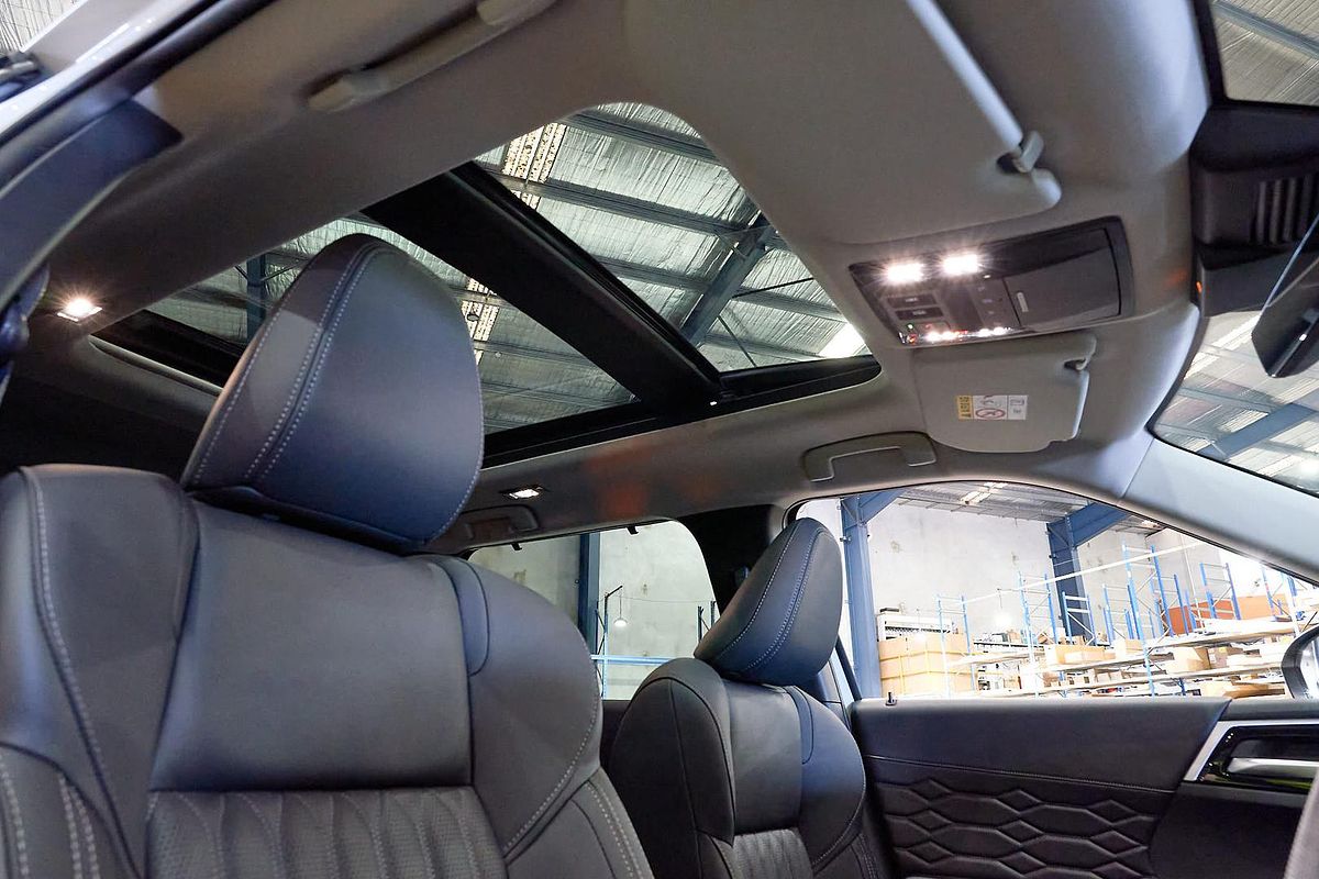 2025 Mitsubishi Outlander Exceed ZM