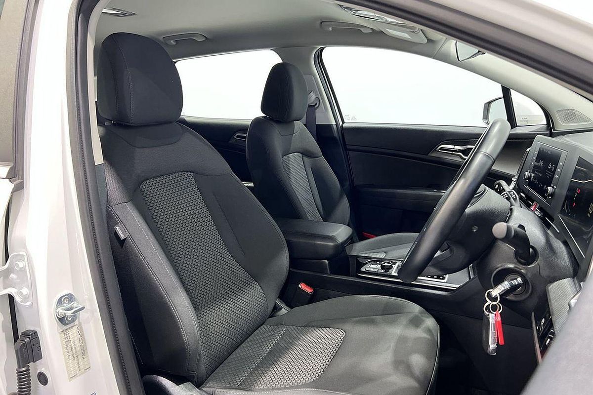 2024 Kia Sportage S NQ5