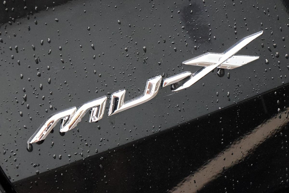 2025 Isuzu MU-X X-TERRAIN
