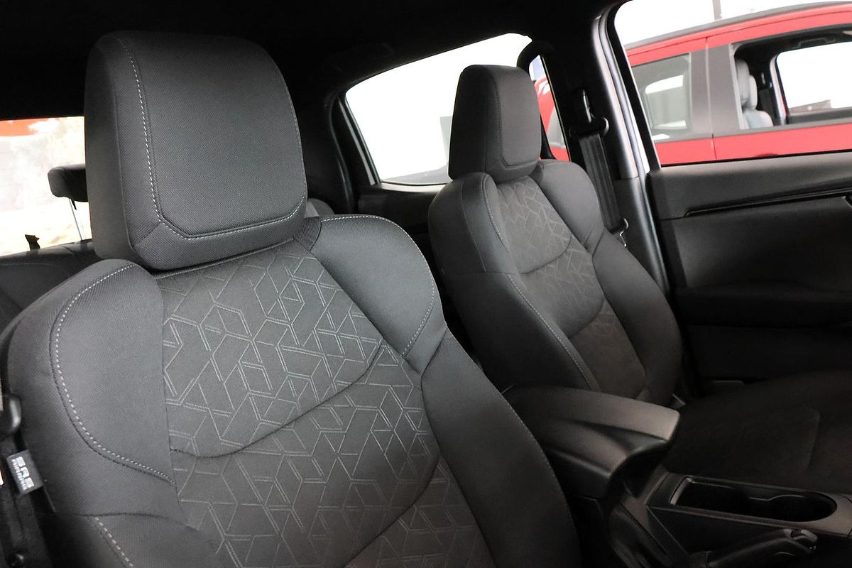 2025 Isuzu D-MAX X-RIDER 4X4
