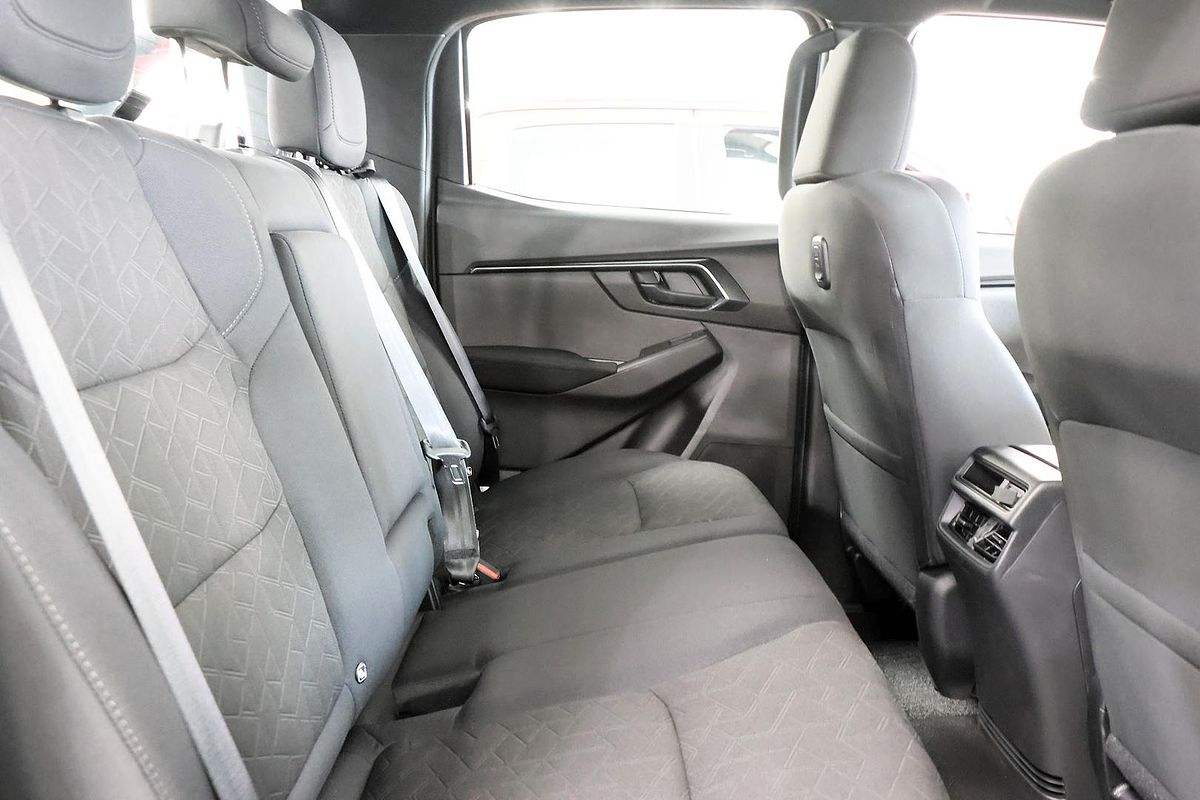 2025 Isuzu D-MAX X-RIDER 4X4